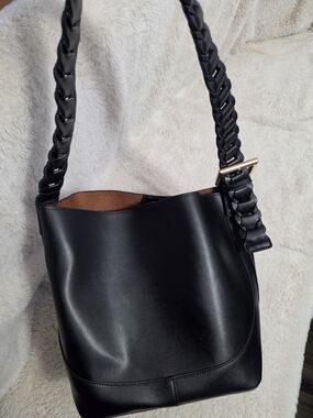 H&M Black Bucket Bag Braided Strap Gold Buckle Minimalist Chic